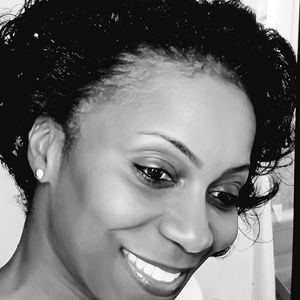 Meet your Posher, Stacy